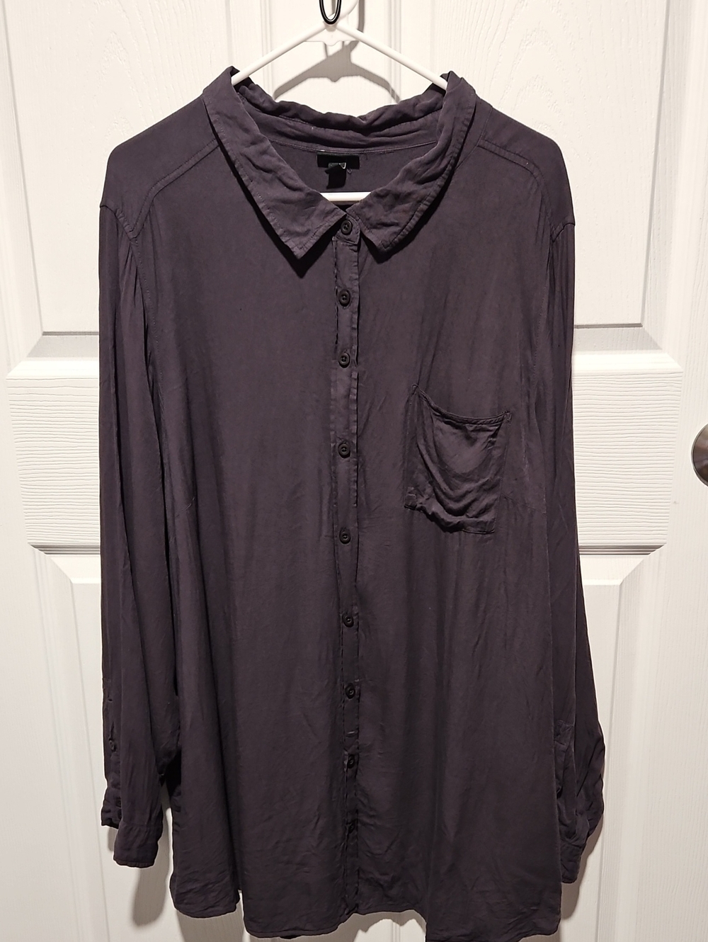Torrid Dark Gray Women's Button-Down Shirt